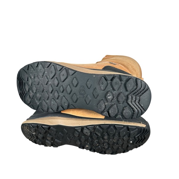 UGG Adirondack Shearling-Lined Waterproof Winter Boots - Picture 10 of 12